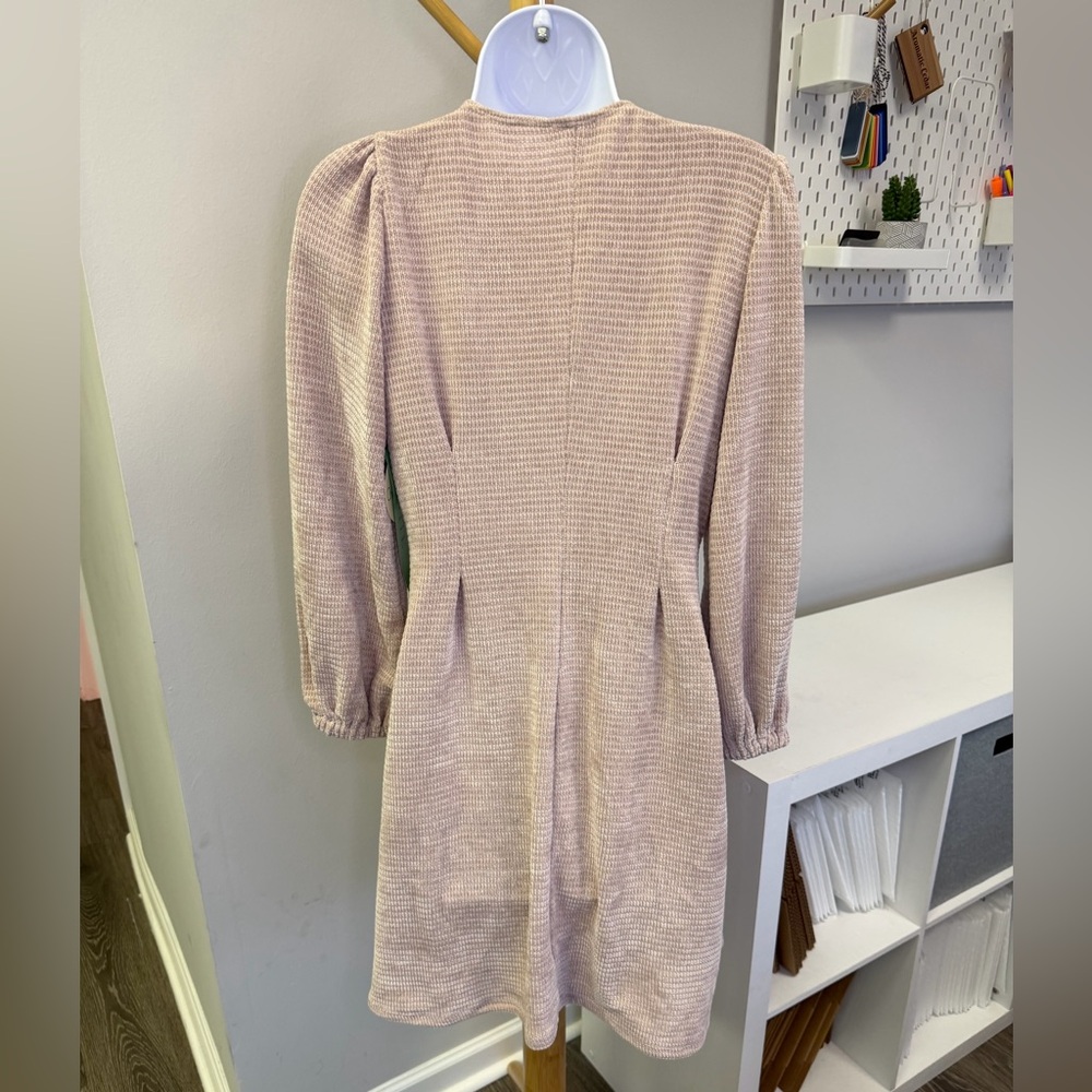 NWT Chenault V-Neck Chenille Textured Dress Light Pink/Nude Size Petite Medium - Picture 3 of 5